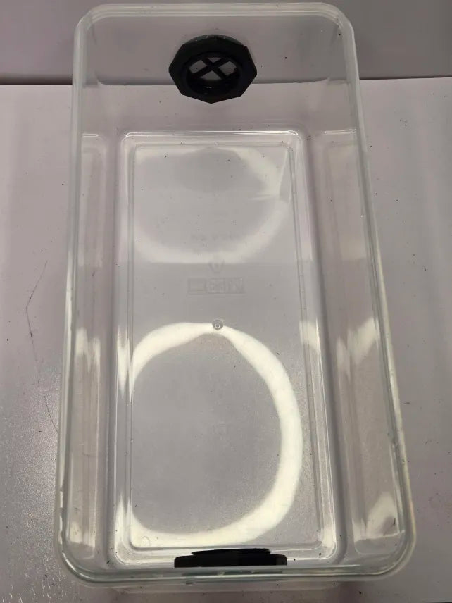 Isopod Enclosure